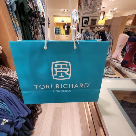 Tori Richard of Honolulu NWOT Designer Adjustable Strap Sun Top Size 8 - Picture 12 of 16